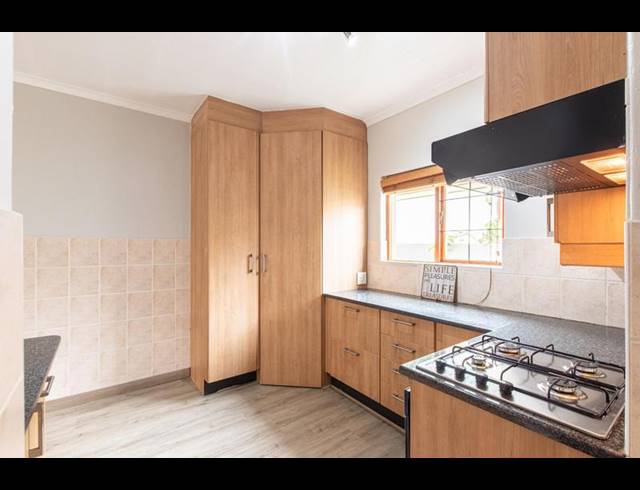 3 BEDROOM HOUSE FOR SALE IN RUIMSIG